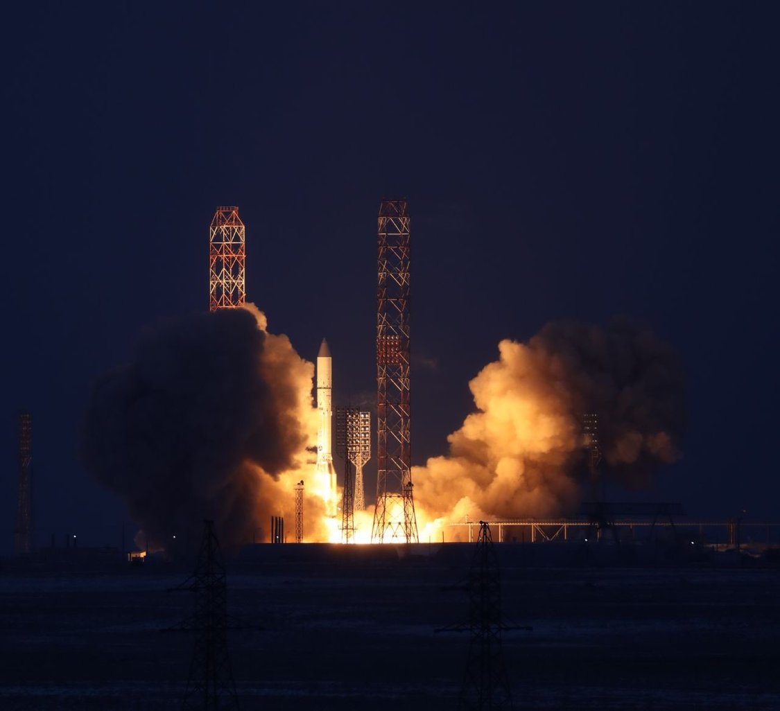 пуск ракеты плесецк. союз 2. запуск спутника с космодрома. ракета союз 2. запуск спутника с космодрома.