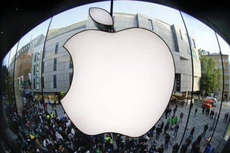 Apple7-Jul-13-2022-12-08-04-31-PM