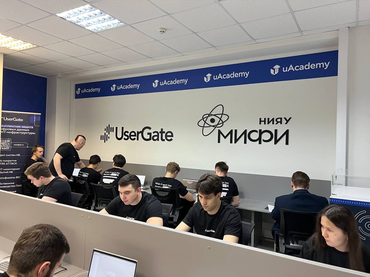 photo_5413422495966558072_y-1