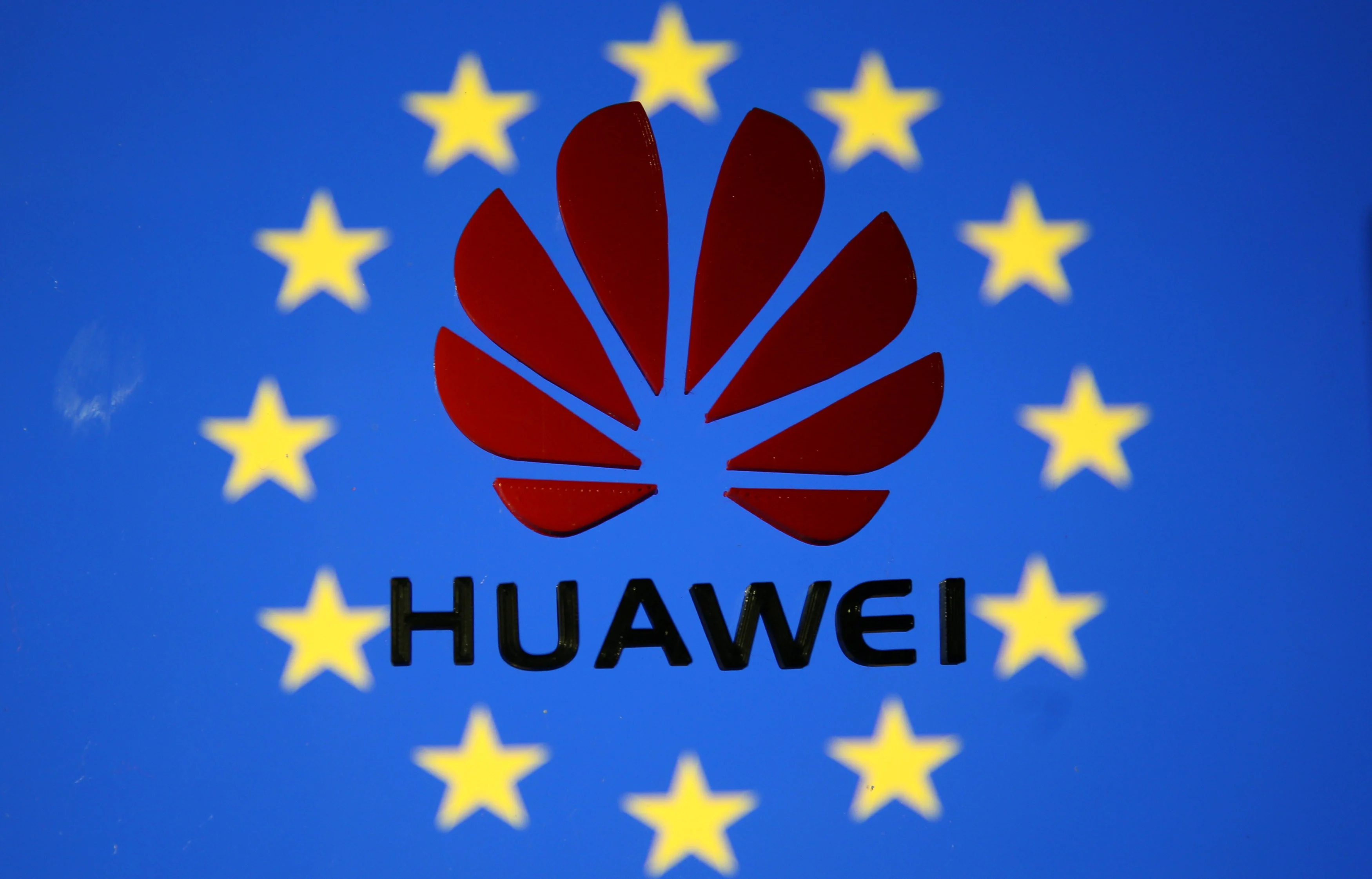 Huawei обратилась с жалобой к Европейской Комиссии из-за метки 