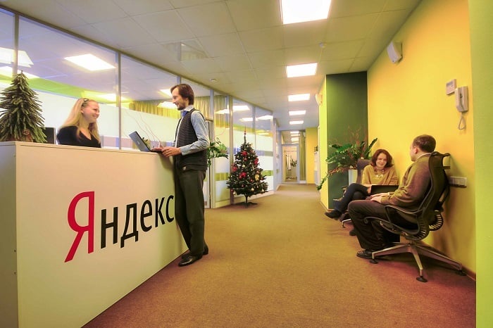 «Яндекс» вновь возглавил рейтинг самых дорогих компаний рунета несмортя на почти двухкратное падение