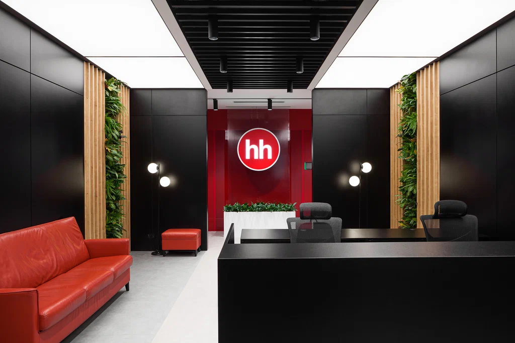 HeadHunter инвестировал 100 млн рублей в сервис HRlink