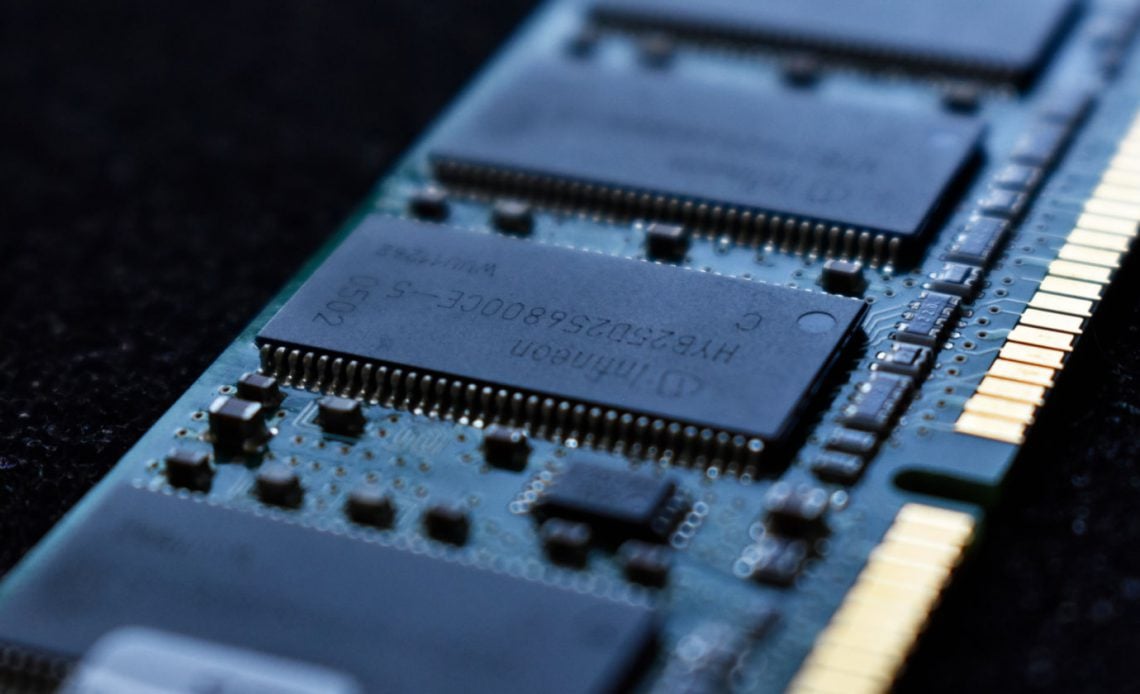 Память DDR3 продолжит дорожать