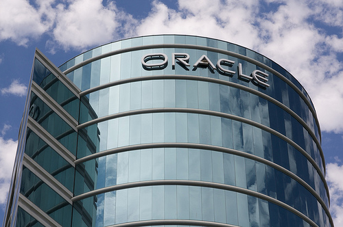 Треть доходов Oracle теперь получает от облачных сервисов