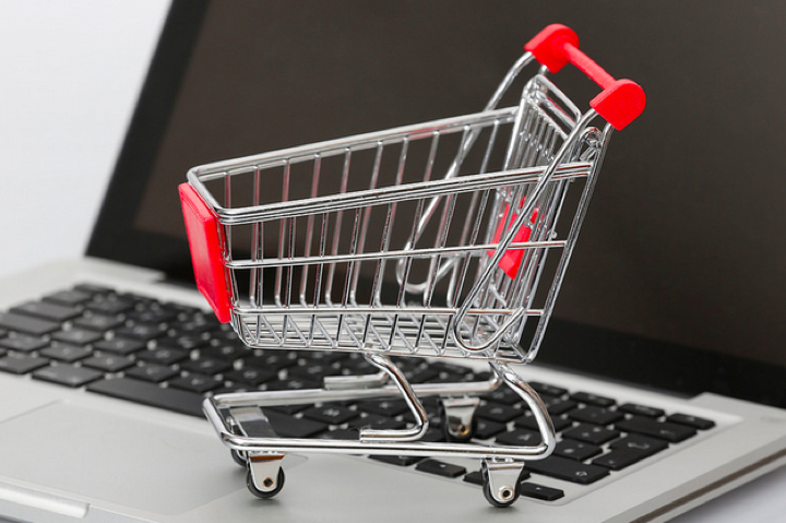 Скидочные продажи товаров в интернете достигли 77%