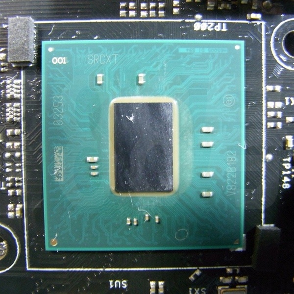 Intel будет делать чипы по старому 22 нм процессу