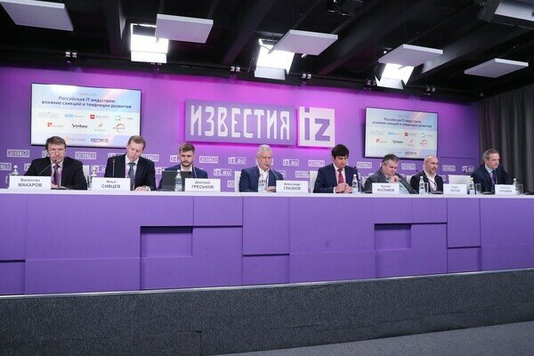 На пресс-конференции «Руссофт» обсуждались перспективы работы ИТ-компаний в условиях геополитического кризиса
