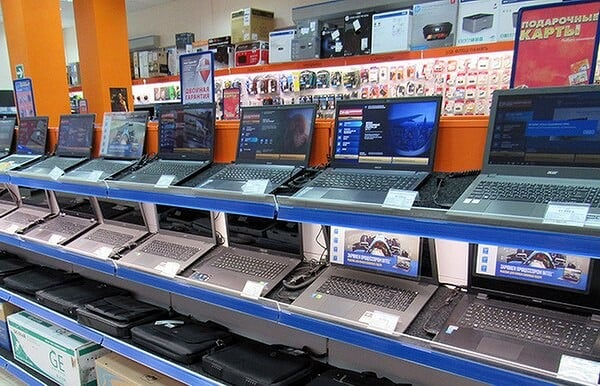 Продажи ноутбуков в апреле 2023 остаются ниже уровня 2021 г.