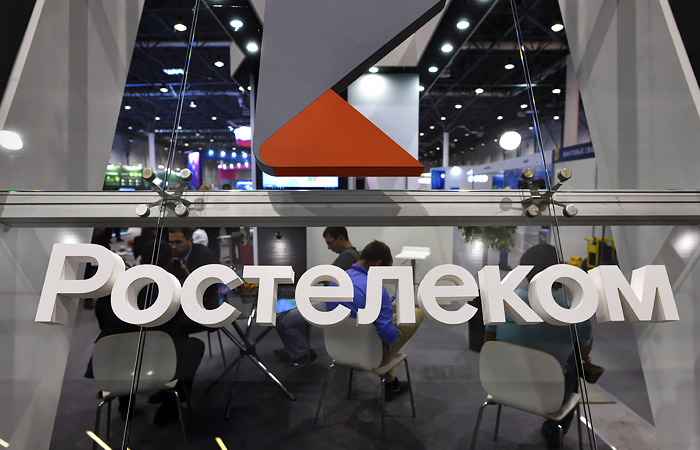 «Ростелеком» станет поставлять госсектору и коропрациям планшеты и ПК на «Авроре»