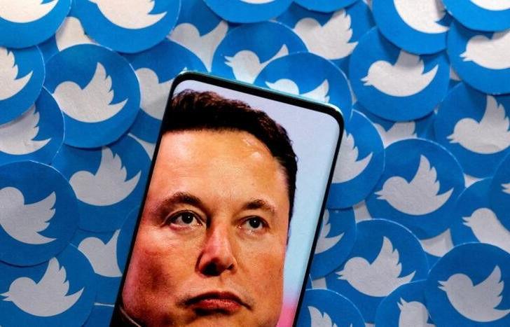 Представители Twitter обвинили Илона Маска в желании навредить соцсети