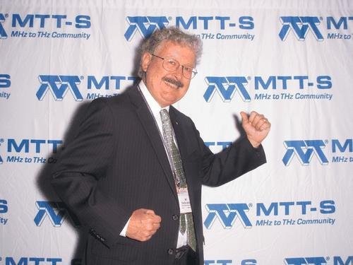 Американский профессор может получить 219 лет тюрьмы за продажу военных микросхем китайцам