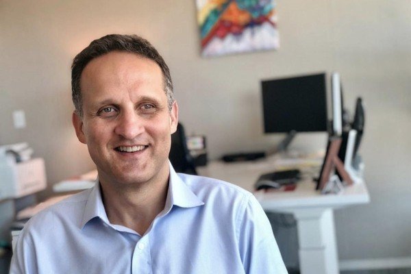 Адам Селипски возвращается в AWS