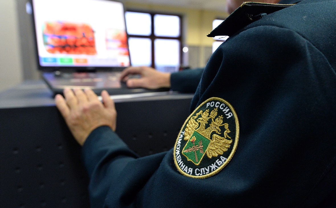 Российская таможня не смогла закупить ПК для гостайны с заведомо зарубежными чипами