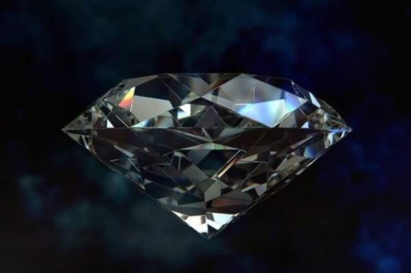 В России теперь разрешено продавать ювелирные изделия в Интернете