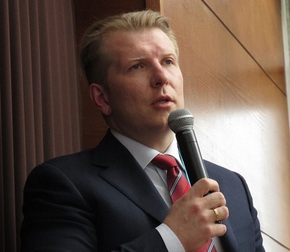 Владелец AT Consulting отпущен из-под ареста после сделки со следствием