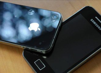 Apple и Samsung повысили цены на смартфоны из-за НДС