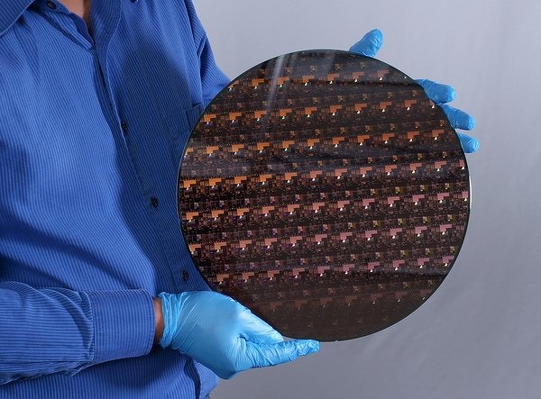 Создан первый в мире процессор с топологией 2 нм