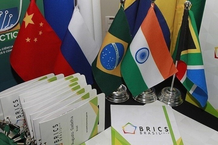 BRICS Bridge: новая платёжная система для расчётов без Запада