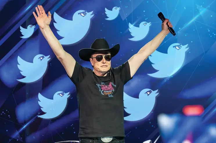 Илон Маск купил Twitter за 44 миллиарда долларов