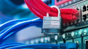 Депутаты в 100 раз повысили штраф за оскорбление властей в интернете