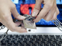 Приставам разрешили блокировать ресурсы с порочащей информацией по решению суда