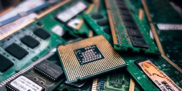 Российский рынок памяти зависит от американского импорта на 60%