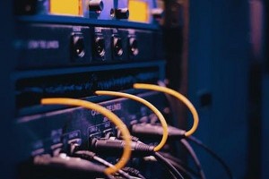 IDC: во втором квартале в Россию поставили систем внешнего хранения на 104 миллиона долларов и серверов на 262 миллиона