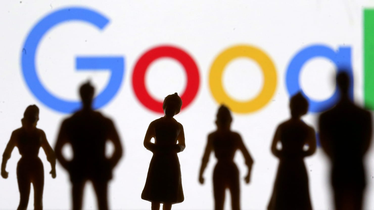 Компания Google торгует данными миллионов пользователей каждый день
