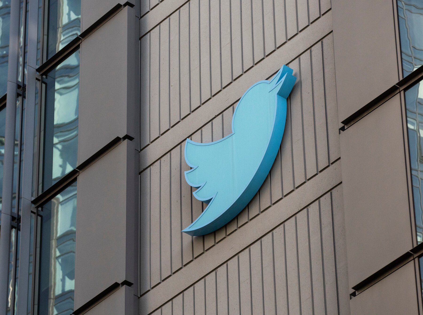 Twitter предложила компенсировать расходы на рекламу крупным брендам