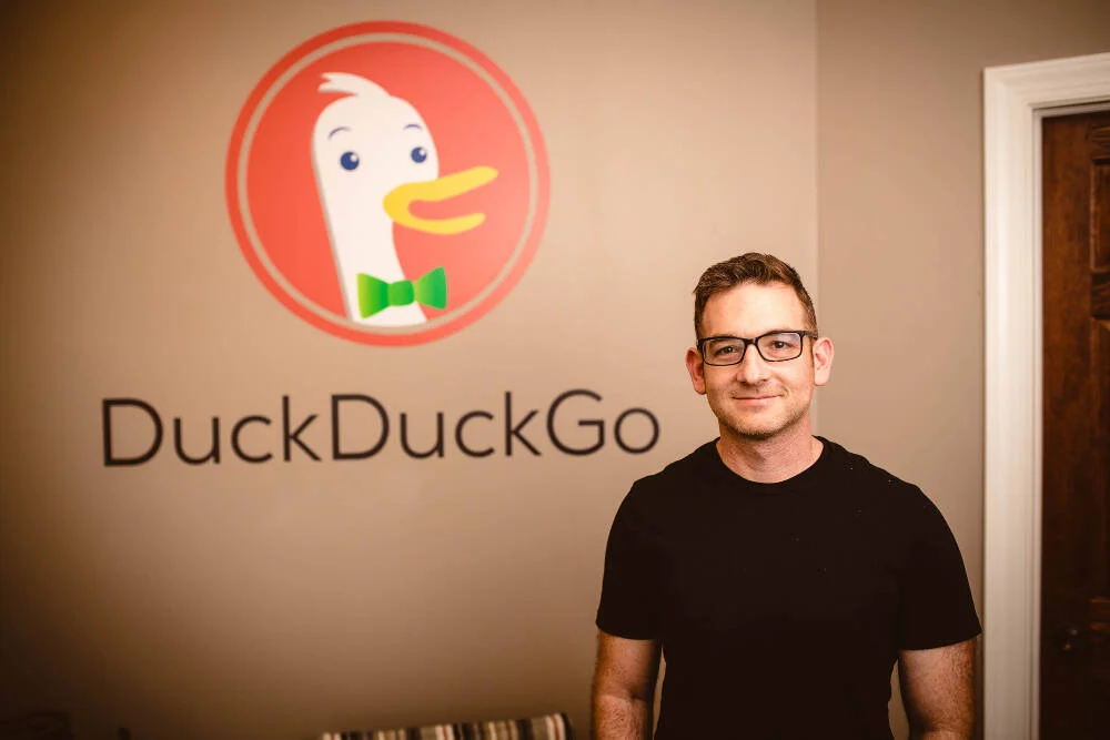 Глава Brave раскритиковал DuckDuckGo за лояльность к трекерам Microsoft Bing и LinkedIn