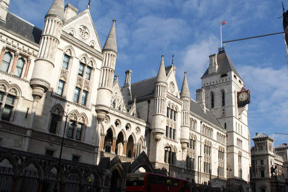 Великобритания признала чрезмерными комиссии в App Store