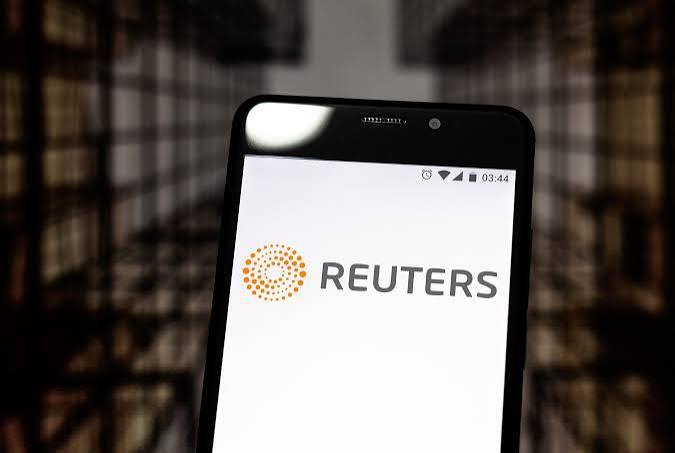 https://www.theverge.com/2021/4/15/22386037/reuters-paywall-online-news-content-publishers