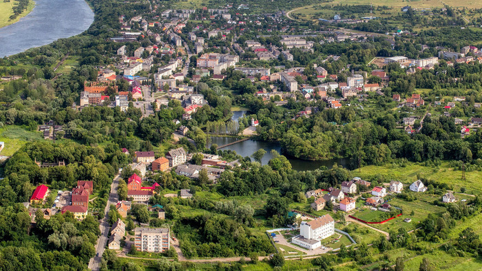 В Калининградской области построена гигантская фабрика по производству литиевых аккумуляторов